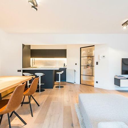 Ruim en modern appartement te Knokke nabij de dijk Buitenkant foto