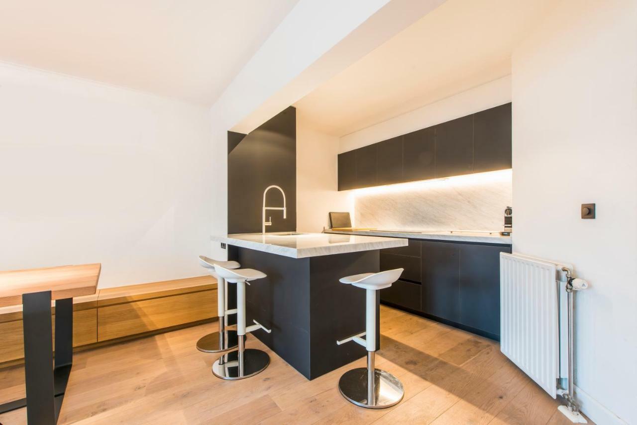Ruim en modern appartement te Knokke nabij de dijk Buitenkant foto