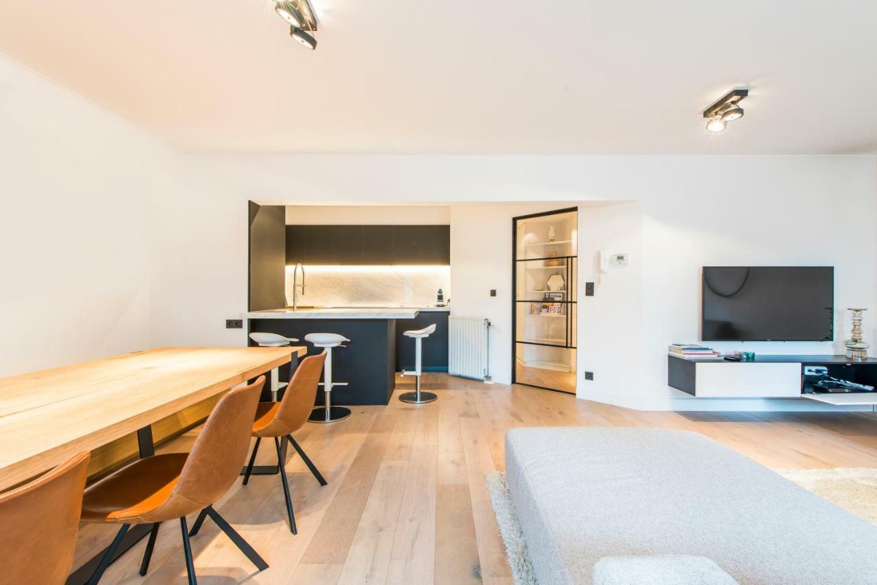 Ruim en modern appartement te Knokke nabij de dijk Buitenkant foto