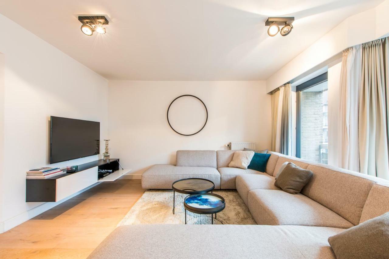 Ruim en modern appartement te Knokke nabij de dijk Buitenkant foto