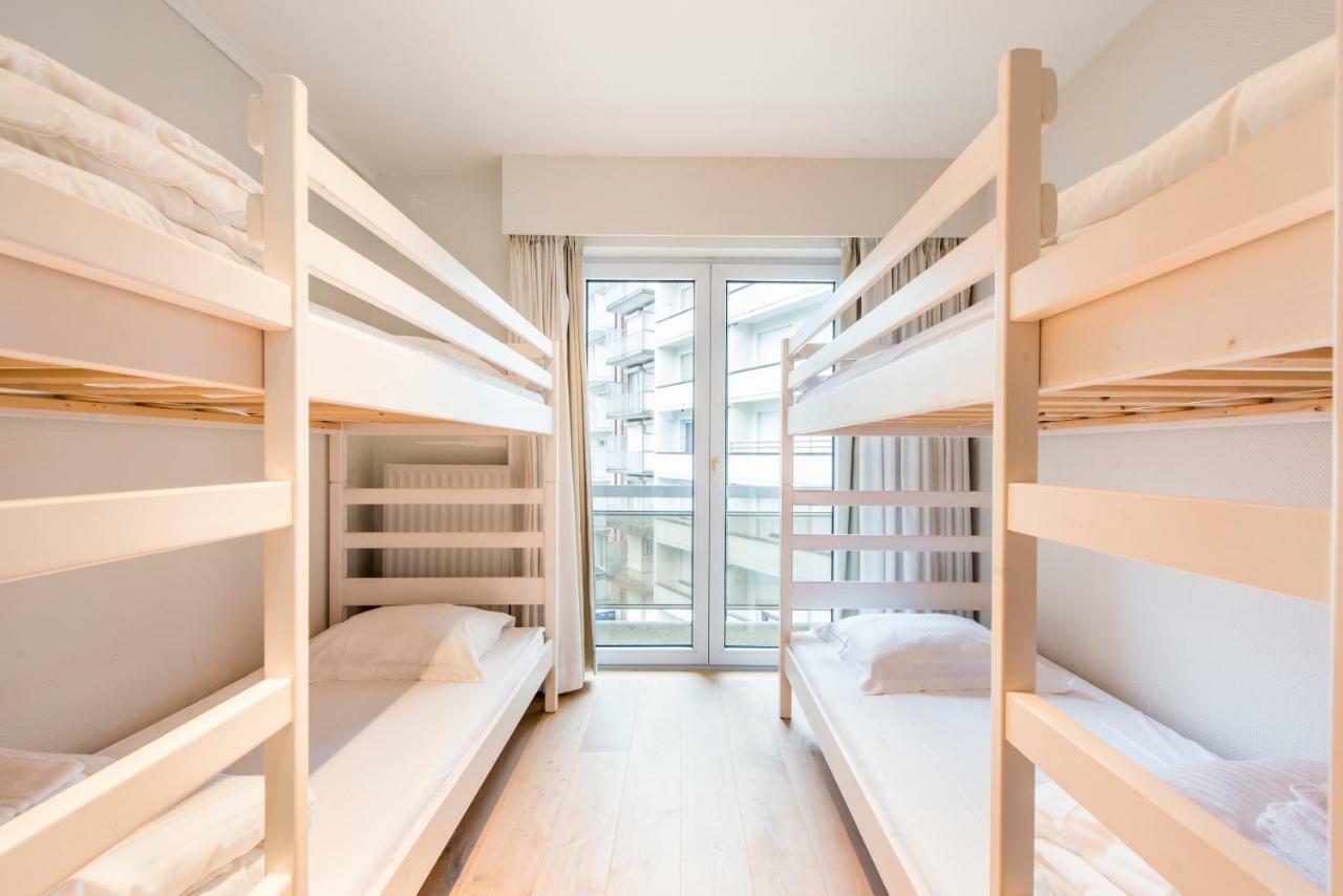 Ruim en modern appartement te Knokke nabij de dijk Buitenkant foto